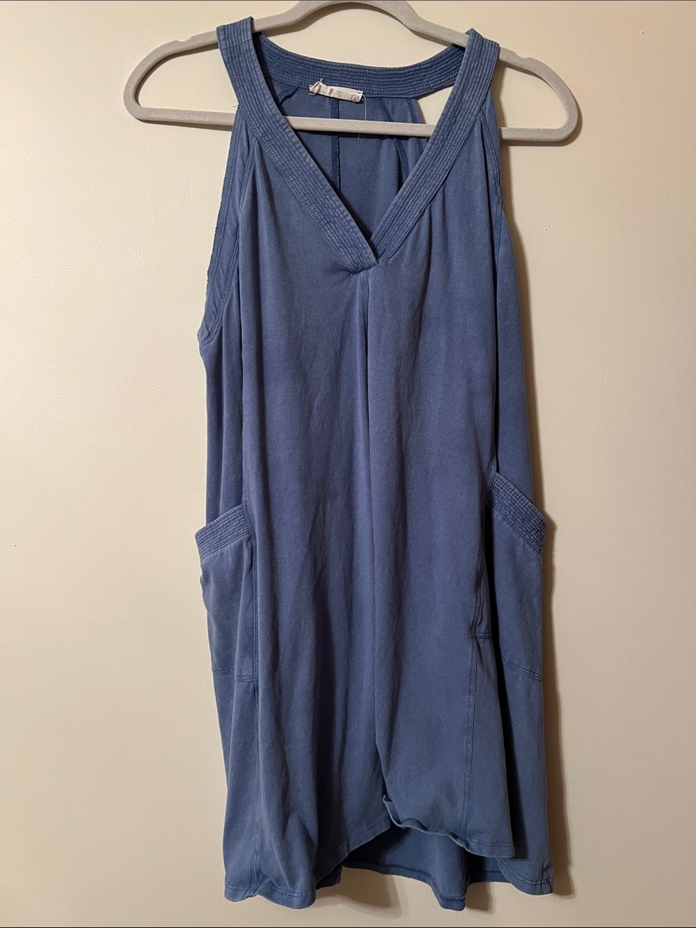 Blue Sleeveless V-Neck Women's Top with Pockets